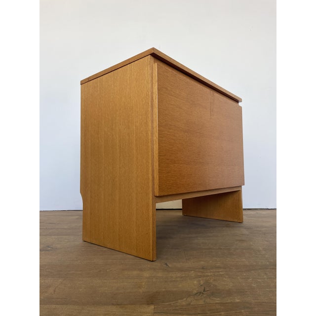 Brown Mid-Century British Teak Blanket Box from Meredew, 1960s For Sale - Image 8 of 11