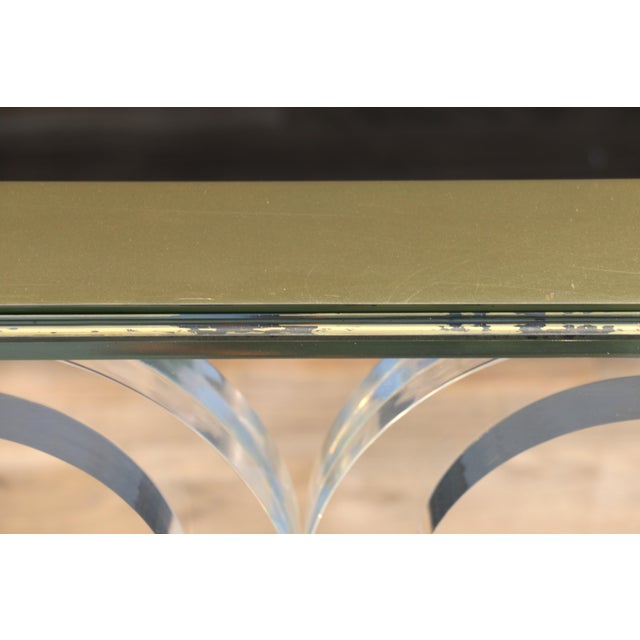 Metal Vintage 1970s Hollywood Regency Brass Lucite & Glass Two-Tier Coffee Table For Sale - Image 7 of 18