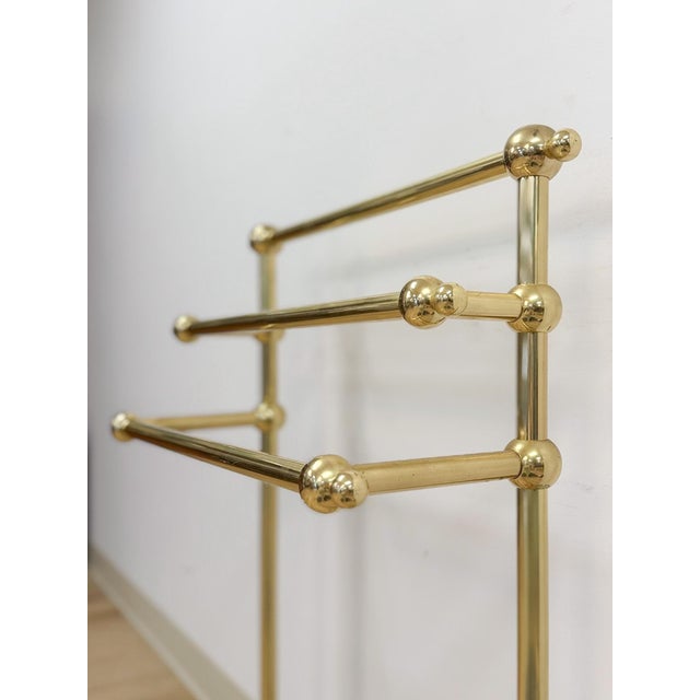 Metal Vintage Polished Brass Three-Tier Freestanding Towel Rack Ball Finials Atomic For Sale - Image 7 of 10