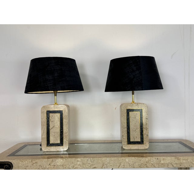 Vintage Italian Regency Style set of Table lamps in travertine Marquetry with Brass Details from Maitland Smith, 1980s The...