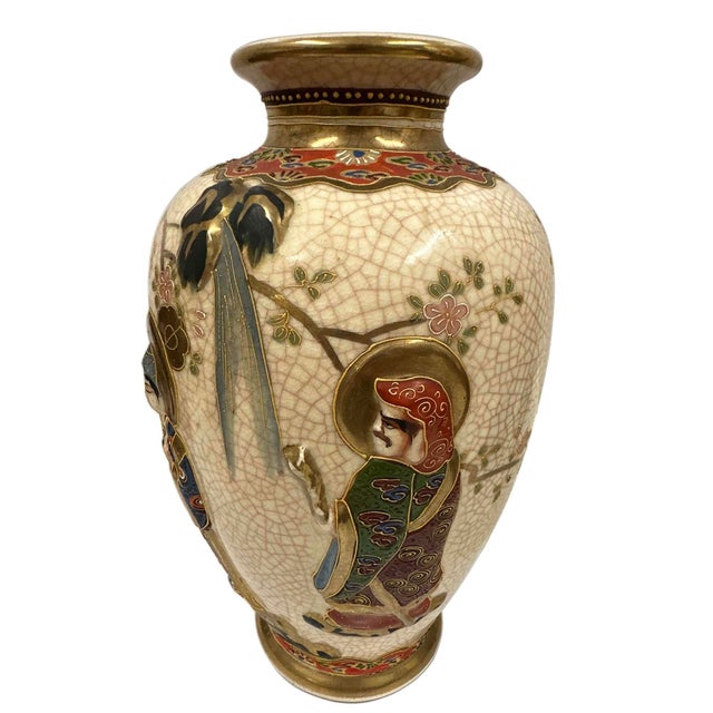 Antique Japanese Meiji Period Satsuma Earthenware Vase For Sale - Image 11 of 18
