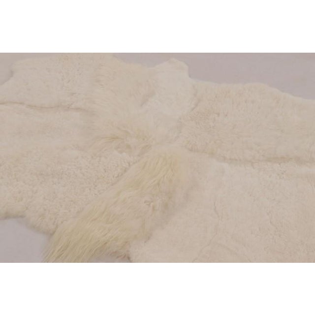 This handmade 5x6 contemporary sheepskin fur rug represents an exciting new collection from Rug & Kilim—a unique series of...