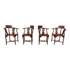 Example of Corner Chairs