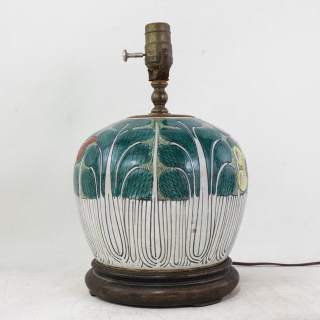 Antique Chinese Famille Rose Bok Choy Porcelain Table Lamp With Cabbage Leaf and Butterfly Motif For Sale - Image 4 of 12