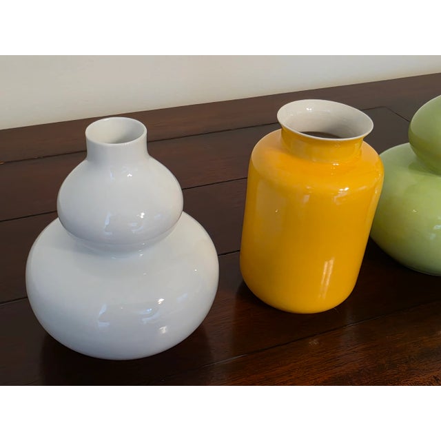 Light Green 1990s Trio of Early Chinese Bo Jia Ceramic Vases For Sale - Image 8 of 12