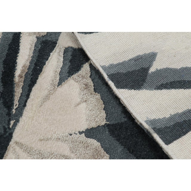 Textile Rug & Kilim’s Modern Geometric Abstract Rug For Sale - Image 7 of 7