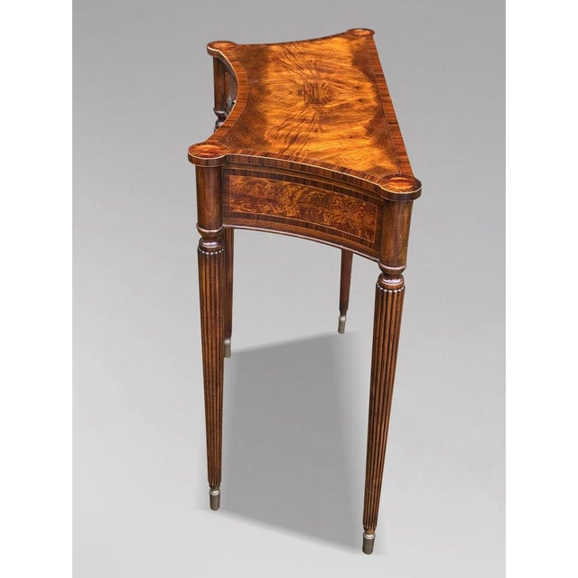 Walnut Inlaid Console Table from Brights of Nettlebed, 1980s For Sale - Image 4 of 8