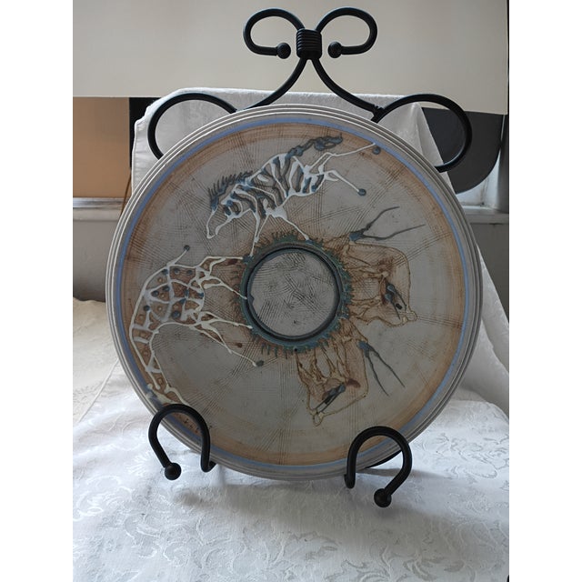 Pristine Vintage Donn Hedman Studio Art Pottery Safari Platter – 10" Slip-Trailed Stoneware For Sale In Tampa - Image 6 of 14
