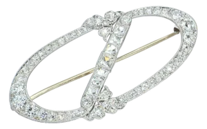 Late 19th Century Elegant Oval Brooch With French & Mixed-Cut Diamonds
