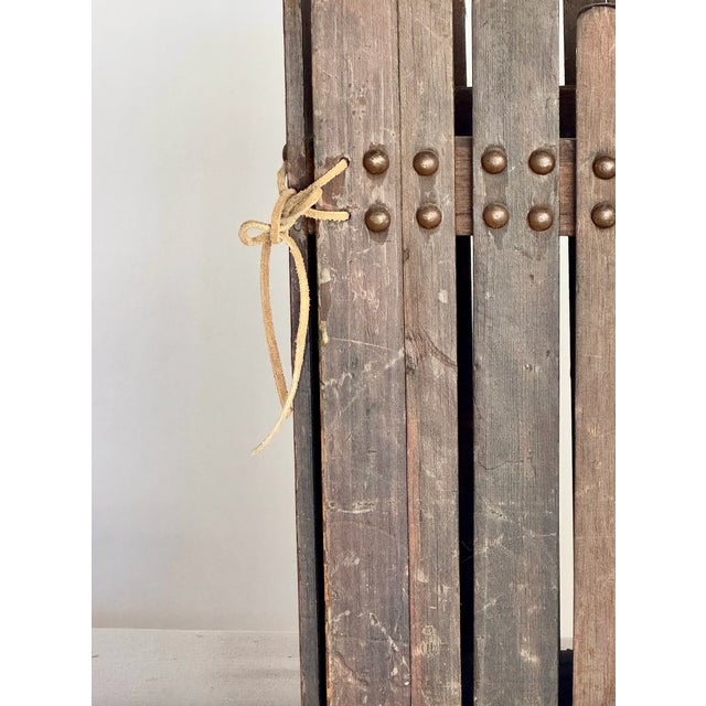 Rustic 1900s Antique Wooden Basket With Brass Nailheads and Leather Ties For Sale - Image 3 of 6