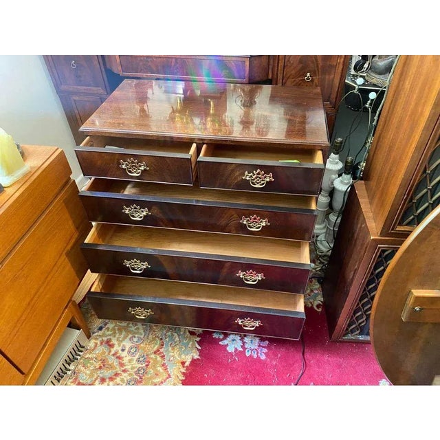 Late 20th Century Stickley Chippendale Style Flame Mahogany Chest. For Sale - Image 10 of 13
