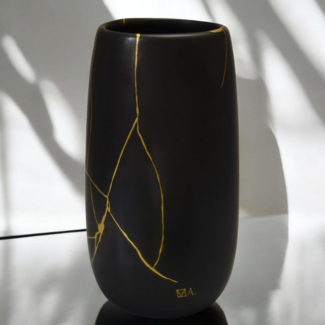 Contemporary Black Face Vase with Kintsugi by Myriam Greff For Sale - Image 3 of 6