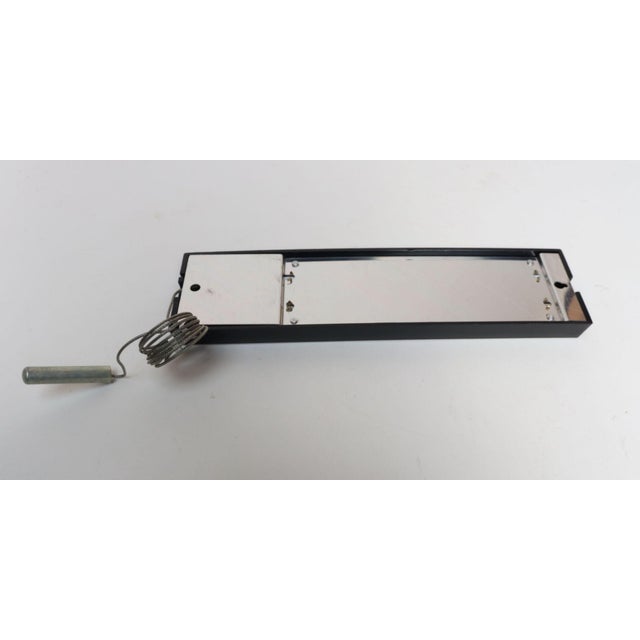 Vintage Airguide Indoor / Outdoor Thermometer Model 421-W Unused in Original Box For Sale In New York - Image 6 of 12