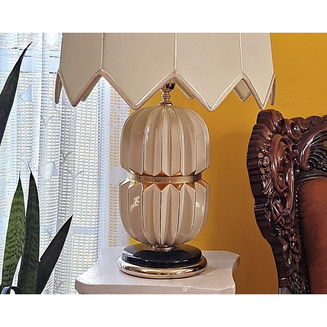 Pair of Vintage Hollywood Regency Ceramic Table Lamps – Styled After Rougier For Sale - Image 14 of 18