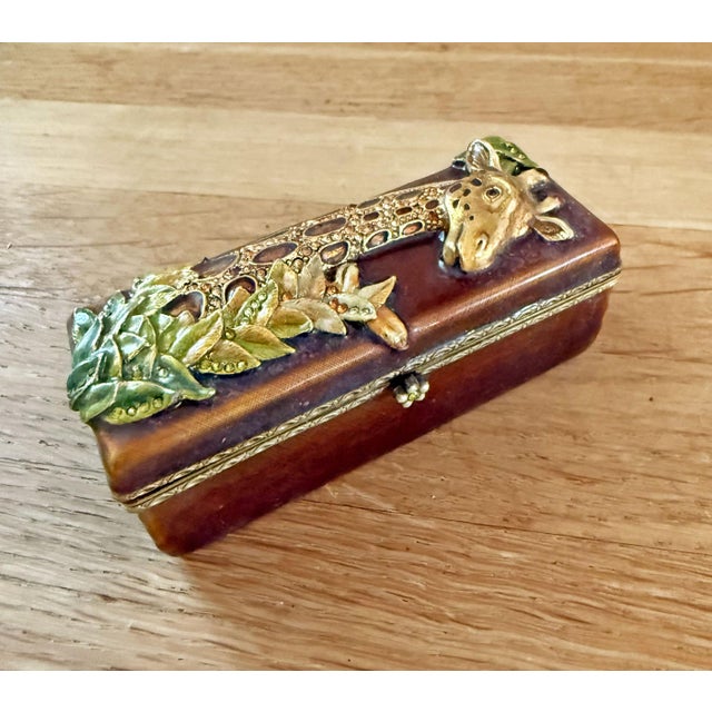 Vintage Jay Strongwater lipstick case or decorative box with a mirror on the interior under the lid. Jay Strongwater is an...