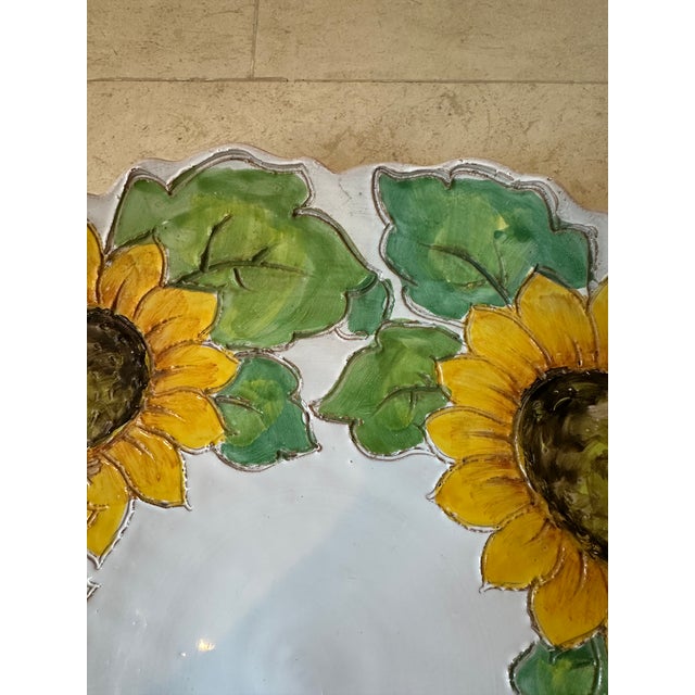 1970s Vintage 13.5” Italian Sunflower Incised, Glazed Handpainted Terracotta Platter For Sale - Image 5 of 16