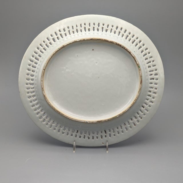 Late 19th Century Chinese Export Famille Rose Mandarin Reticulated Basket & Undertray For Sale - Image 5 of 5