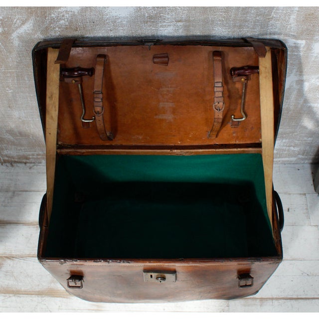 Victorian Leather Boot Trunk from Peal & Co, 1880s For Sale - Image 10 of 15