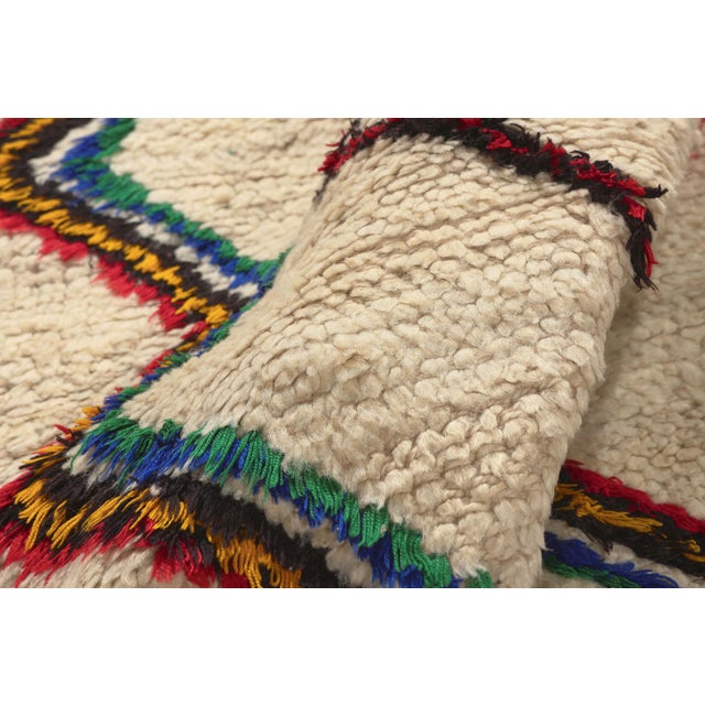 Vintage Azilal Moroccan Rug, 03'02 X 05'10 For Sale In Dallas - Image 6 of 10