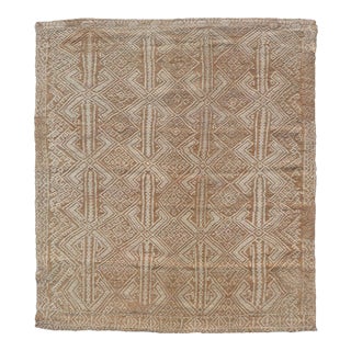 Vintage Turkish Kilim Rug With Allover Geometry in Sand, Wheat, and Ivory For Sale