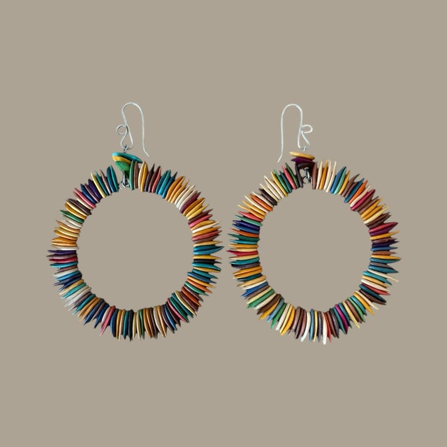 Organic Multi-Color Seeded Hoop Earrings, A Pair For Sale - Image 4 of 8