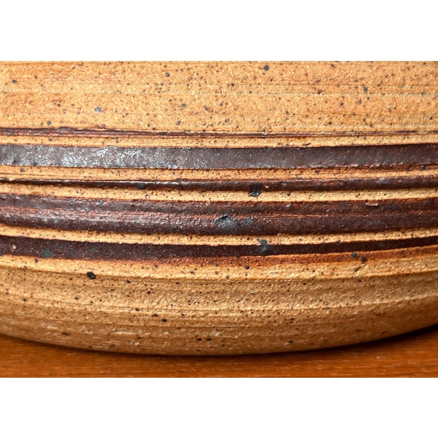 Mid-Century Modern Danish Studio Pottery Bowl by Tue Poulsen for Tue Keramik, 1960s For Sale - Image 4 of 18
