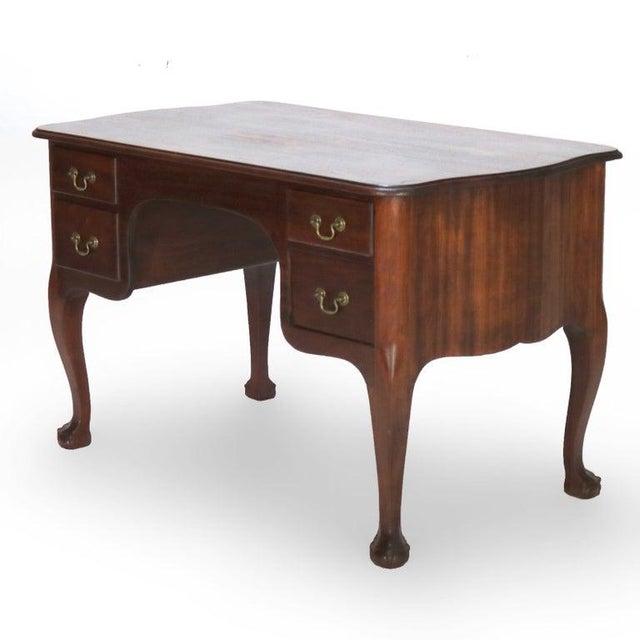 Antique Rj Horner Mahogany Serpentine Bombay Style Desk With Claw & Ball Feet For Sale - Image 11 of 17