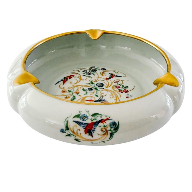 Large Vintage French Limoges Porcelain Ashtray With Birds of Paradise & 22k Gold Gilding For Sale - Image 9 of 12