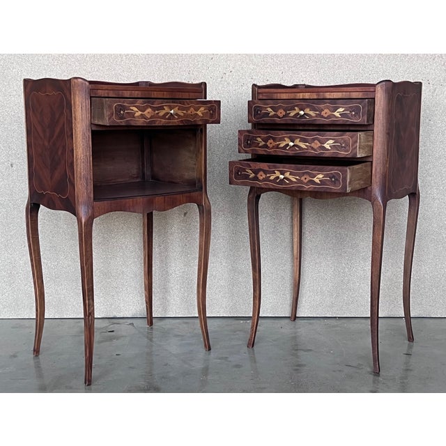 Brown 20th Century Pair of Marquetry Darkness Walnut Nightstands Tables With Drawers For Sale - Image 8 of 9