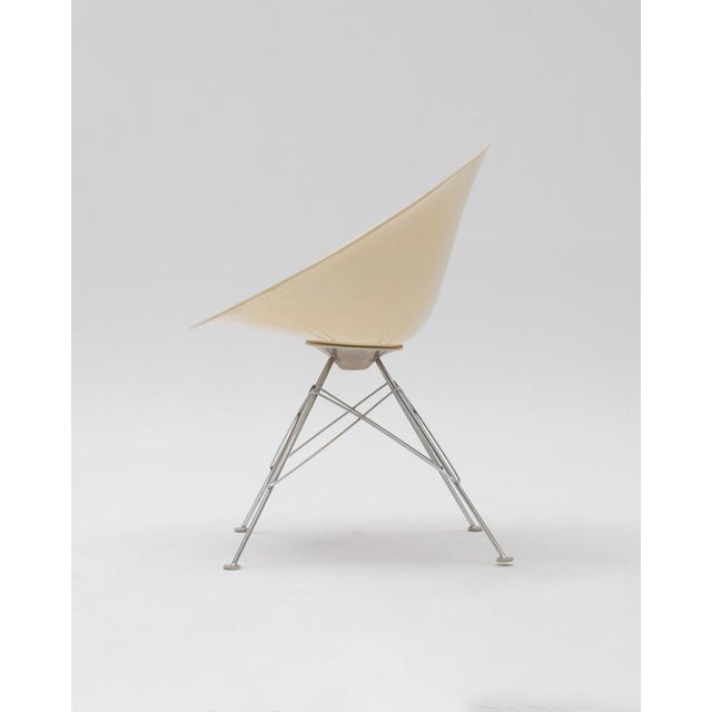 Designed by Phillippe Starck for Kartell, it is inspired by the 1960s but has quickly become a classic of modern design....