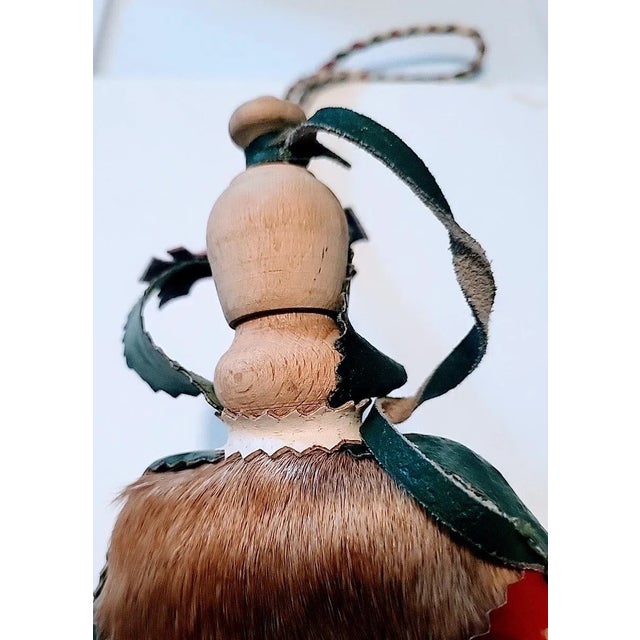 1900 - 1909 Vintage Hungarian Horse Hair Canteen Scottish Sporran For Sale - Image 5 of 11