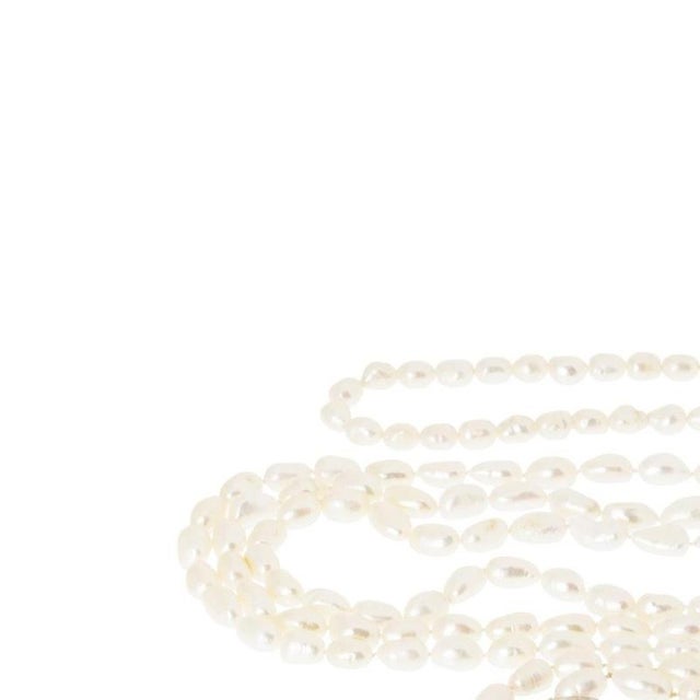 Jewelry - Lot of silver pieces with stones. Portuguese, 20th century; lot comprising a set (necklace, ring and earrings)...