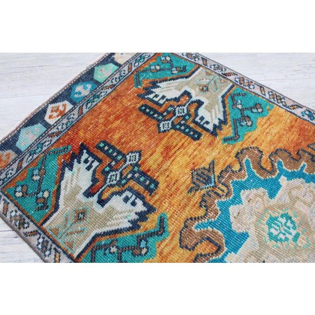 Vintage Turkish Anatolian Rug - 20"x39.5" For Sale - Image 4 of 10