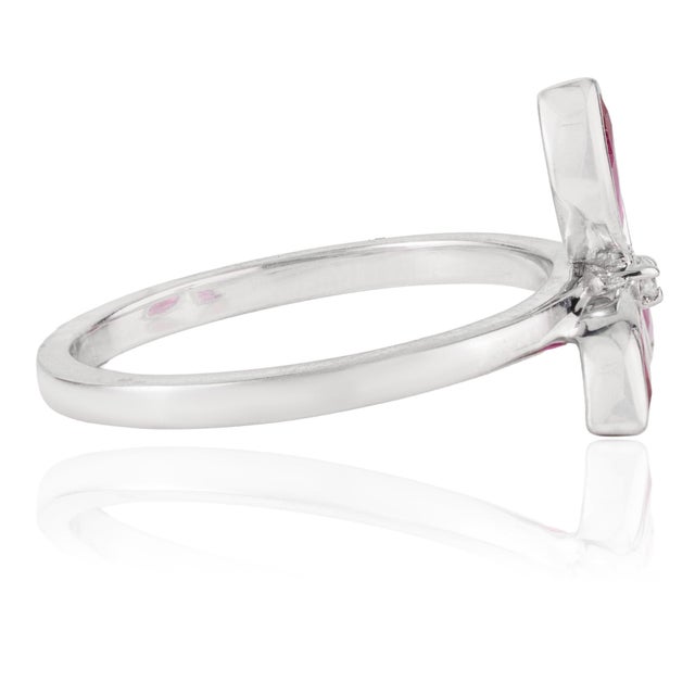 Metal Contemporary Minimalist Natural Ruby Three Leaf Clover Ring in Sterling Silver, Size 6.5 For Sale - Image 7 of 13