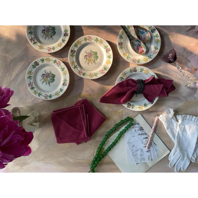 Early 20th Century Theodore Haviland Saybrook 6.5” Plates - Set of Eight (8) For Sale In Chicago - Image 6 of 10