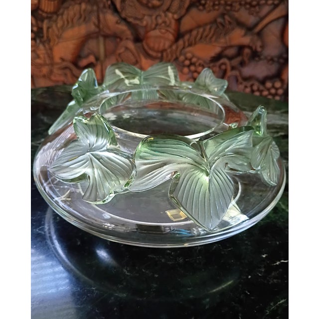Lalique 1980s Lalique Lierre Ivy Leaf Crystal Coupe Bowl Centerpiece French Country For Sale - Image 4 of 10