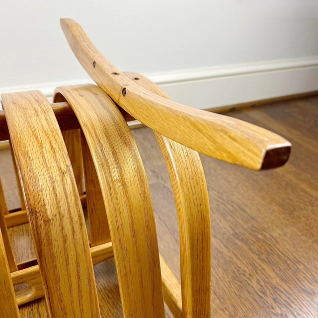 Mid-Century Modern Mid 20th Century Vintage Mid Century Modern Bentwood Honey Oak Magazine / Periodical Rack For Sale - Image 3 of 9
