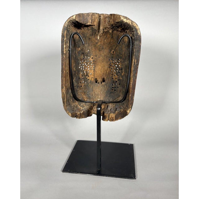 Dark Gray Studded tribal mask - Dan-Guéré. Ivory Coast, Africa For Sale - Image 8 of 8
