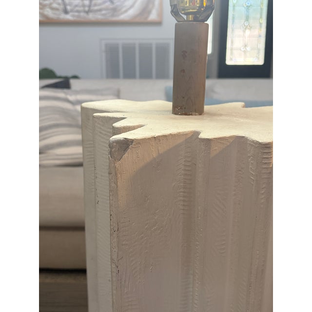 1990 Casual Lamps of California Monumental Brutalist Plaster & Lucite Table Lamps – Pair For Sale - Image 16 of 18