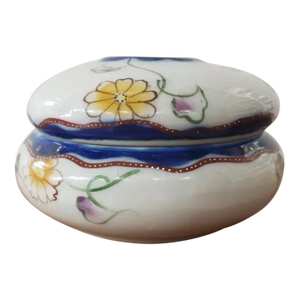Circa 1950 Japanese Porcelain Floral Motif Hair Receiver