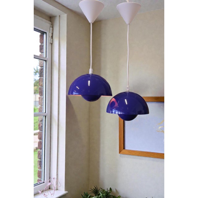 Vintage Pendant Lamp in Cobalt Blue Metal and Red Inside Cup by Verner Panton for Louis Poulsen, 1960s, Set of 2 For Sale - Image 10 of 16