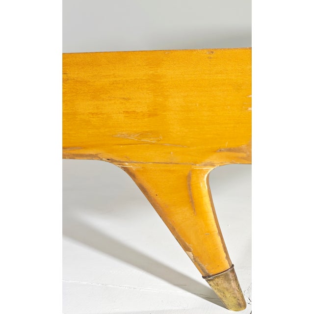 Double Bed in Maple Wood and Brass, 1950s For Sale - Image 4 of 11