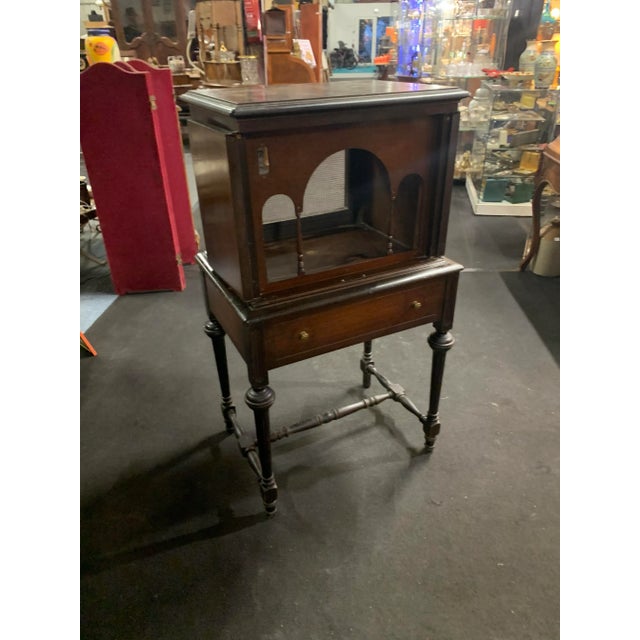 Telegraph Cabinet, USA, 1930s, in Very Good conditions. Designed 1920 to 1949