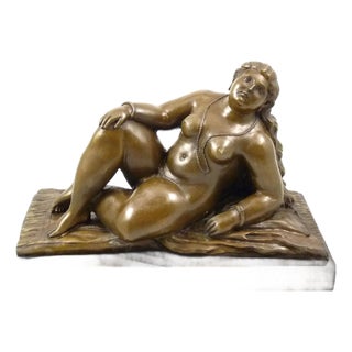 Sculpture of Nude Woman at the Beach, 20th Century, Bronze For Sale