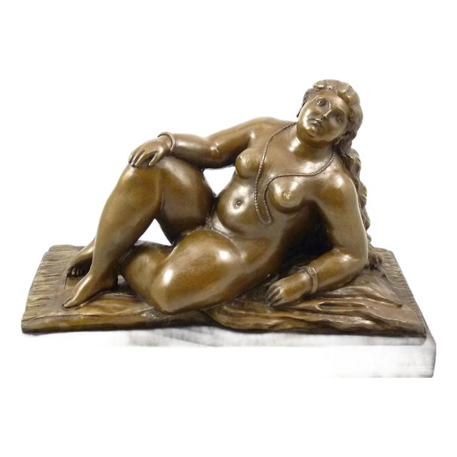 Sculpture of Nude Woman at the Beach, 20th Century, Bronze For Sale