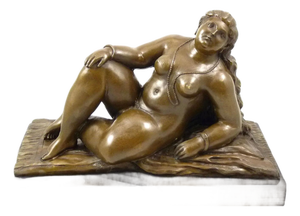 Sculpture of Nude Woman at the Beach, 20th Century, Bronze
