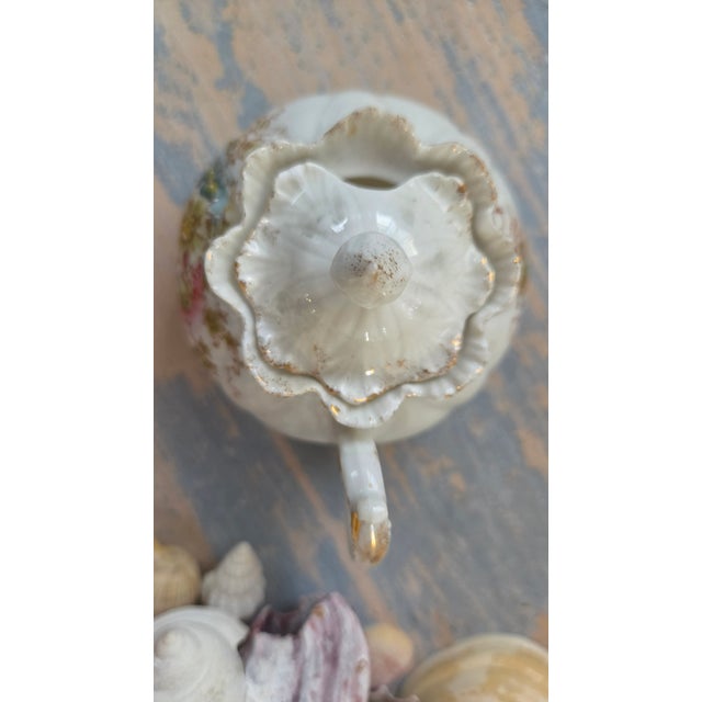 Early 20th-Century Japanese Floral Porcelain Petite Covered Sugar Bowl For Sale - Image 13 of 18