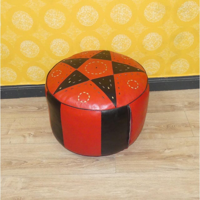 Textile Vintage Pouf in Leather, 1970s For Sale - Image 7 of 7