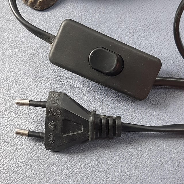 Vintage Turtle Table Lamp in Blue Leaded Glass and Brass, 1970s For Sale - Image 10 of 12