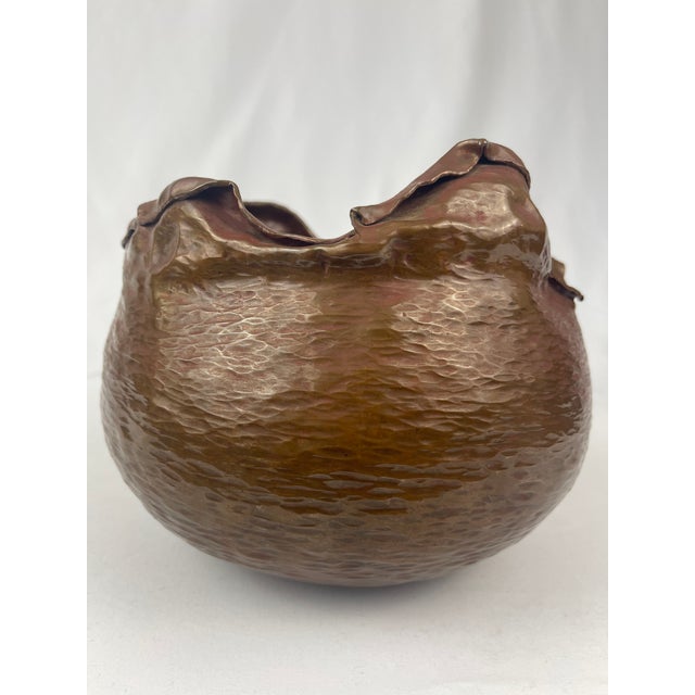 1980's Hammered Copper Vessel Vase by Pacific Northwest Artist Greg Wilbur For Sale - Image 4 of 12